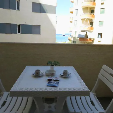 Sea View - Balcony - 2-4 Guests