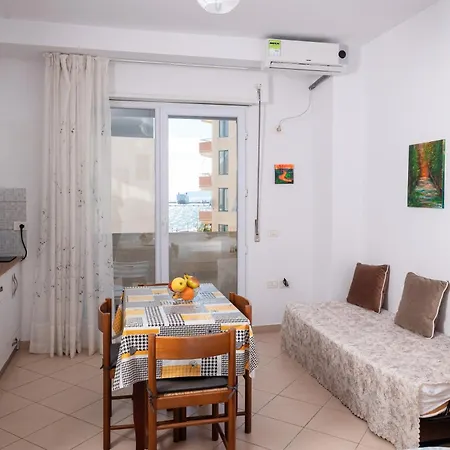 Sea View - Balcony - 2-4 Guests Vlorë