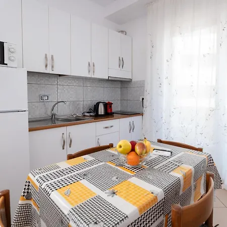 Appartamento Sea View - Balcony - 2-4 Guests *