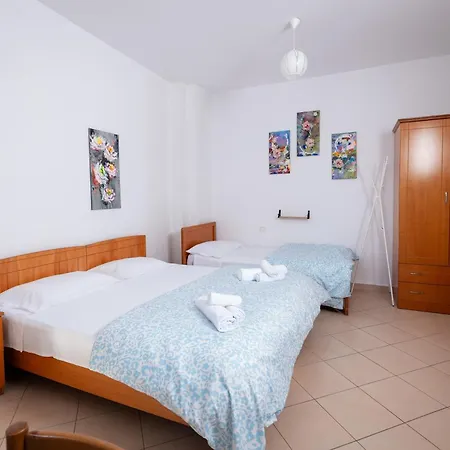 Appartamento Sea View - Balcony - 2-4 Guests Vlorë