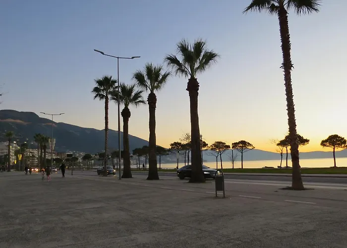 Viol'house - Balcony Sea View 4 Persons * Vlorë